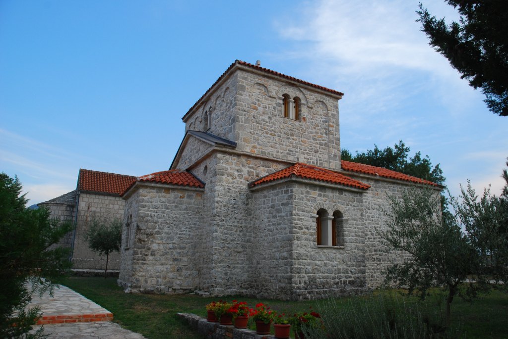 Petropavlov Manastir