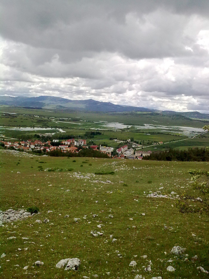 Srijeda, 05. jun 2013. godine / Šojić Radmilo, Kruščica - Gatačko polje pod vodom...