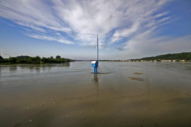 Srbija: Poplave na Dunavu kod Bezdana