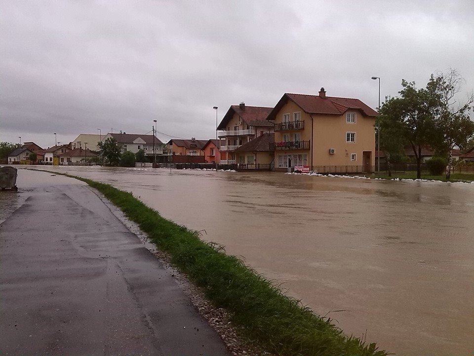 Poplave u Bijeljini (foto: Miroslav Miki Blagojević / Facebook)