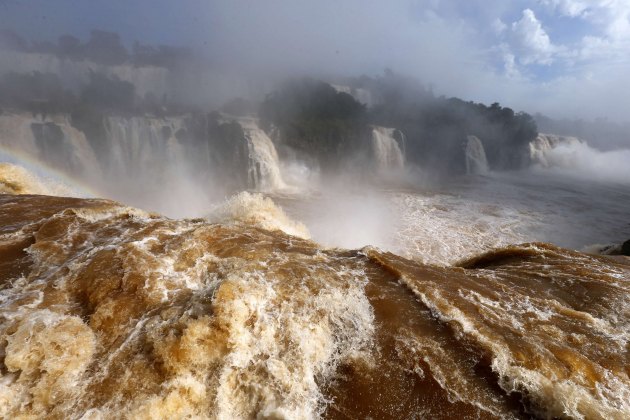 Vodopadi Igvazu, jedno od Sedam svjetskih čuda prirode, vrijedi posjetiti...