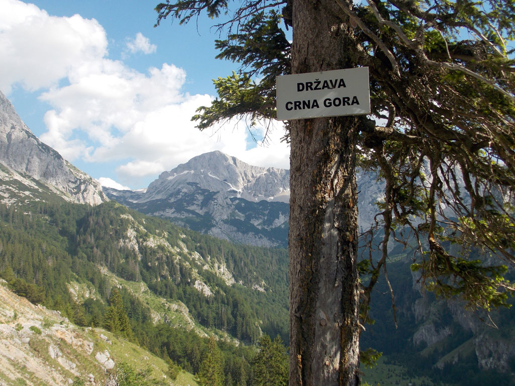 "Vidovdanski uspon na Maglić" - tradicionalna manifestacija planinara RS