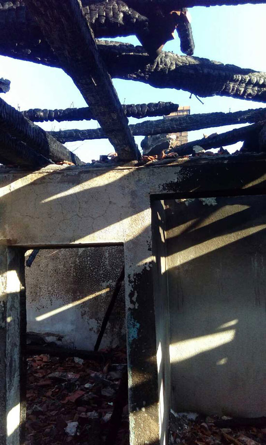 U mjestu Salakovac kod Mostara protekle noći izgorjela je srpska kuća koja je bila obnovljena nakon rata...
