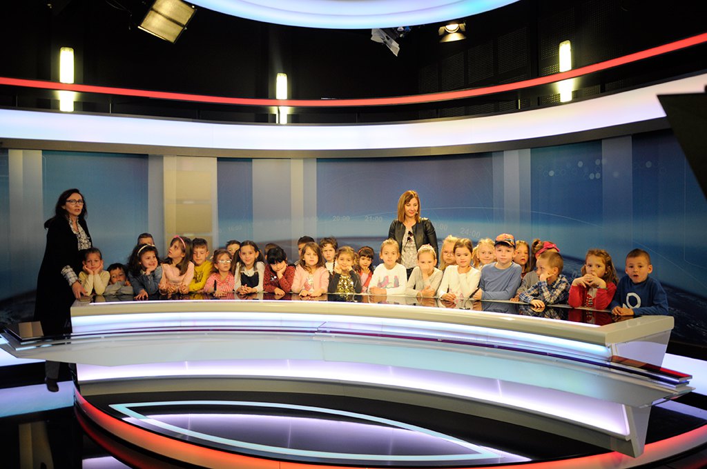 Djeca iz vrtića “Radost” u posjeti RTV Domu