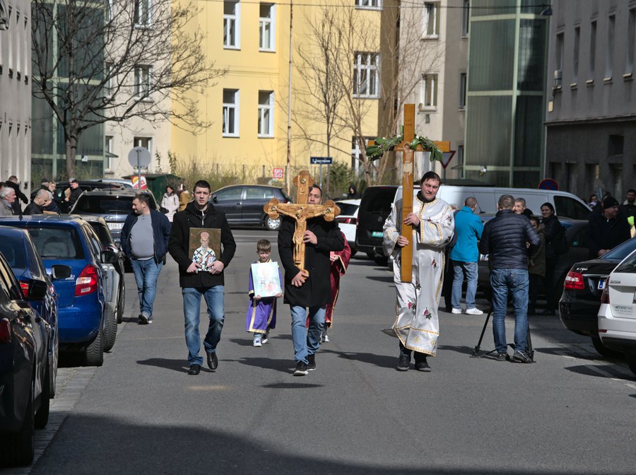 Litija i u Beču, podrška SPC u Crnoj Gori