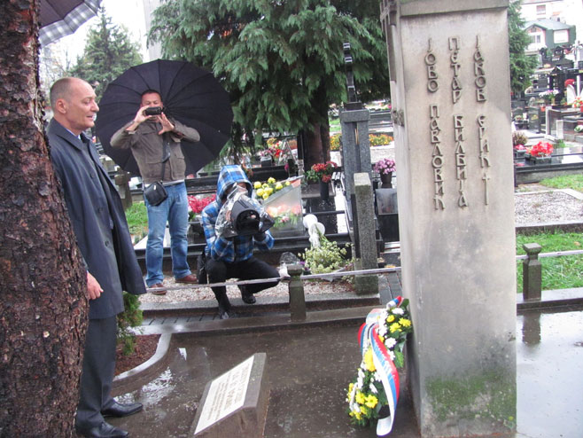 Spomenik žrtvama tzv. veleizdajničkog procesa na groblju "Sveti Pantelija" - Foto: SRNA