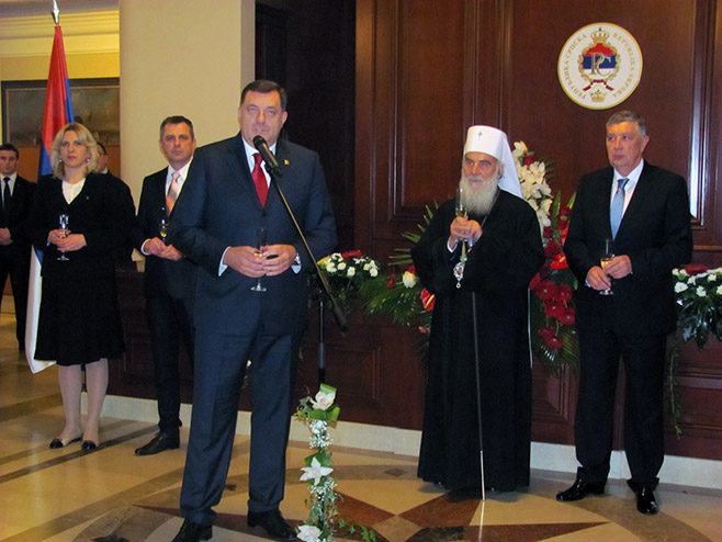 Predsjednik Republike Srpske Milorad Dodik obraća se zvanicama na svečanom prijemu povodom Dana i Krsne slave Republike Srpske - Foto: SRNA