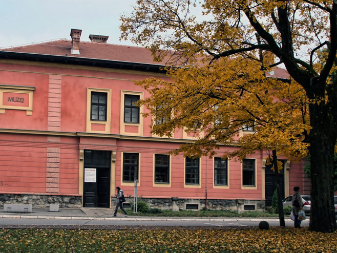 Prijedor: Muzeju i biblioteci 14.100 KM za otkup 13 likovnih djela i izdavaštvo