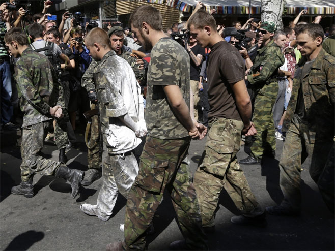 Ukrajinski zarobljenici - Foto: Beta/AP