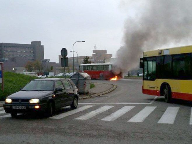 Banjaluka - Izgorio autobus - Foto: nezavisne novine