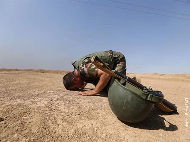 Kurdski vojnik - Foto: Beta/AP