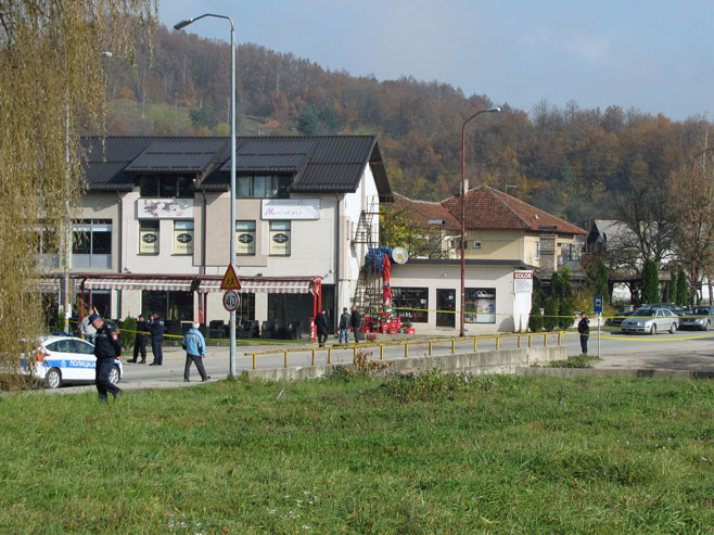 Pucnjava ispred ugostiteljskog objekta "Bakus" u I. Sarajevu - Foto: SRNA
