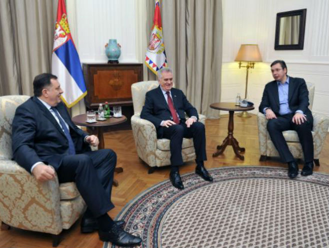 Dodik, Nikolić i Vučić (arhiva) - Foto: TANЈUG