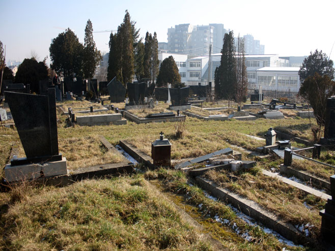 Priština: Pravoslavno groblje, ilustracija - Foto: SRNA