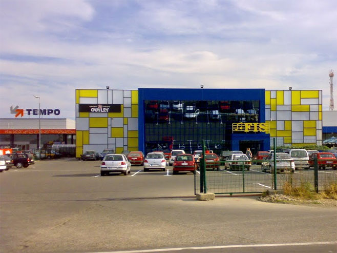 Tržni centar "Fis" u Bijeljini (Foto: panoramio) - 