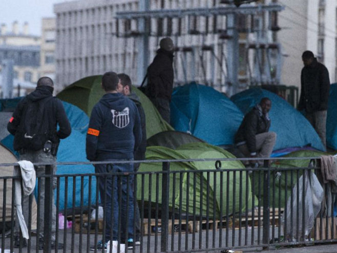 Imigranti u Parizu (Arhiv) - Foto: AFP