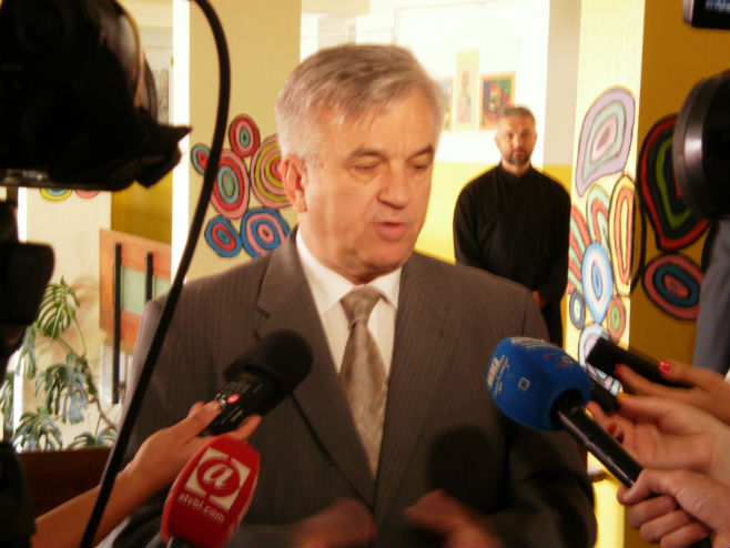 Predsjednik NSRS Nedeljko Čubrilović - Foto: SRNA