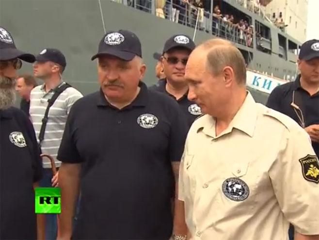Vladimir Putin na dnu Crnog mora - Foto: Screenshot/YouTube