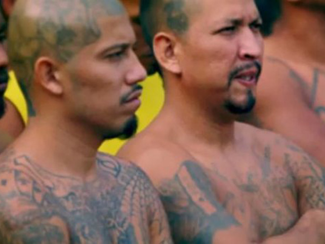 U zatvorima El Salvadora (Foto:: YouTube / DiscoveryTV) - 