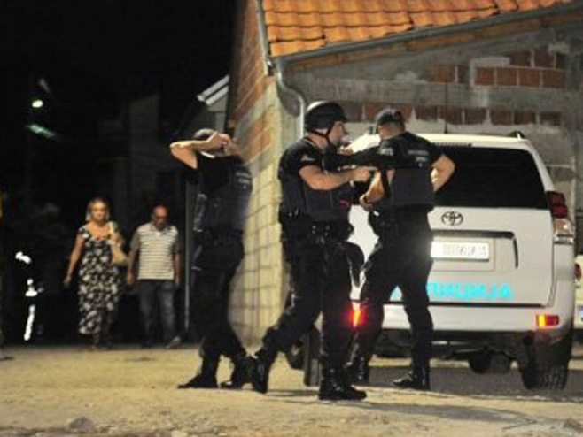 Policajac ubio oca u Zemunu - Foto: blic.rs