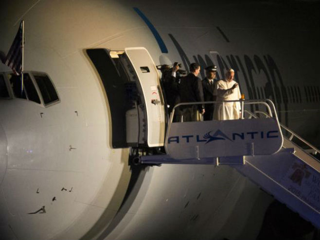 Papa Franjo na povratku iz SAD-a - Foto: AP