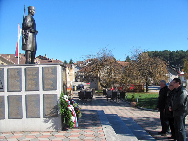 Sokolac - spomenik solunskih dobrovoljaca u Sokocu - Foto: SRNA