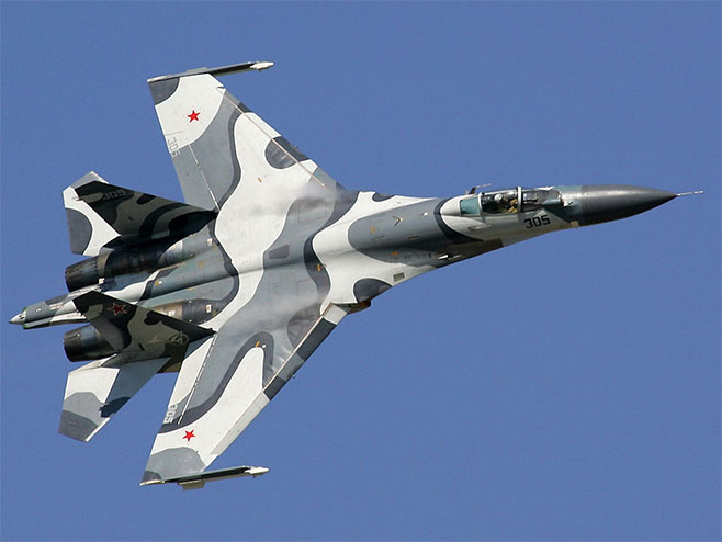 Suhoi Su-27 u letu (Foto: Wikimedia / Dmitriy Pichugin) - 