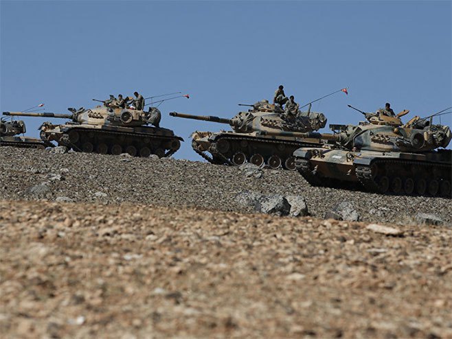 Turski tenkovi (Foto: Sputniknews/ AP Photo/ Lefteris Pitarakis) - 