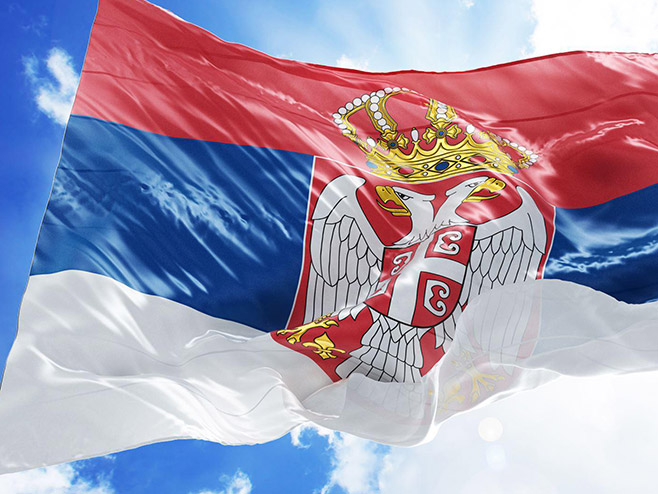 Zastava Srbije (foto:crveneberetke.com) - 