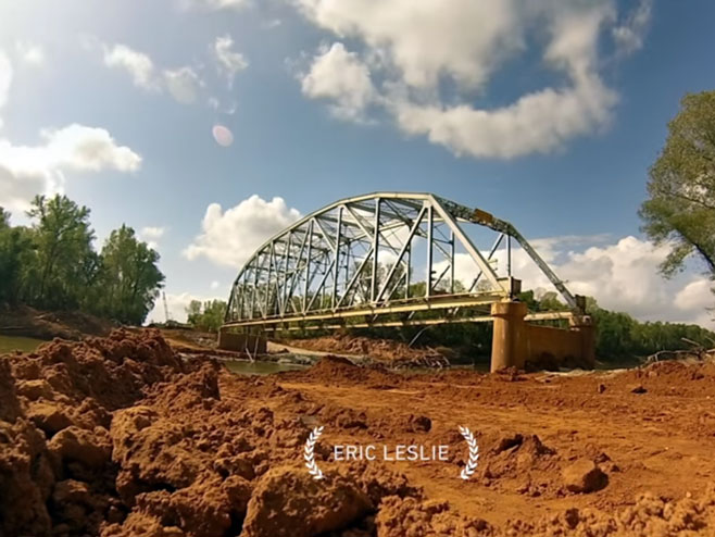 Rušenje mosta iznad rijeke Vašita u Oklahomi - Foto: Screenshot/YouTube