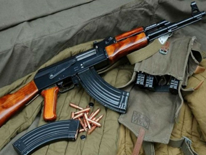 Kalašnjikov (AK-47) - Foto: ilustracija