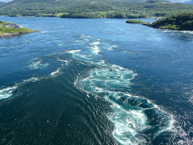 Saltstraumen, mjesto gdje je najjača plima na svijetu (Foto: fjordblick.com) - 