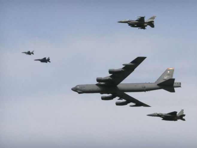 Američki avion B-52 - Foto: Beta/AP
