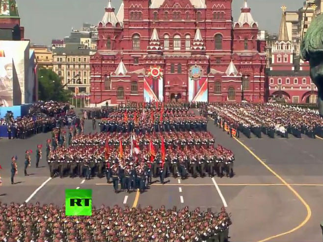 Vojna parada u Moskvi - Foto: RT