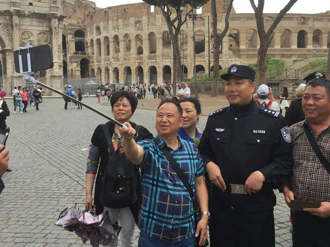 Kineski policajac na razmjeni (Foto: NBC News) - 