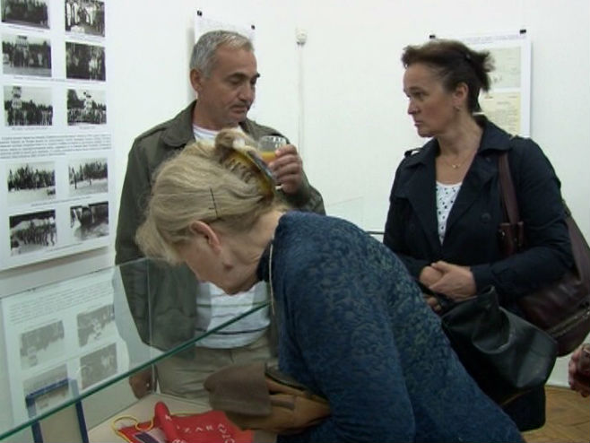 Prijedor: Otvorena izložba "Kozara, spomenik slobode" - Foto: RTRS