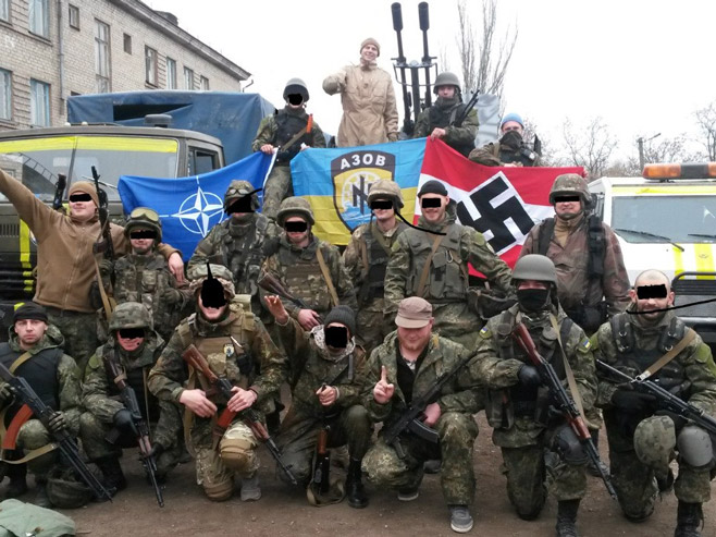 Pripadnici ukrajinske doborvoljačke jedinice Azov (foto: ukraineatwar.blogspot.com) - 