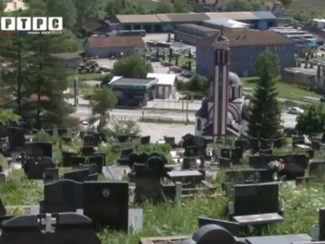 Karakaj - groblje - Foto: Screenshot