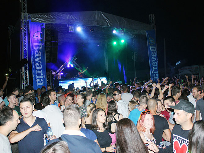 Ugljevik: Festival elektronske muzike "Pjena fest" - Foto: SRNA