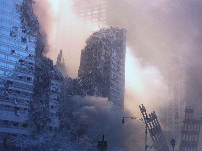 Teroristički napad na Njujork, 11.septembar 2001.godine (Foto: Flickr/Cliff) - 
