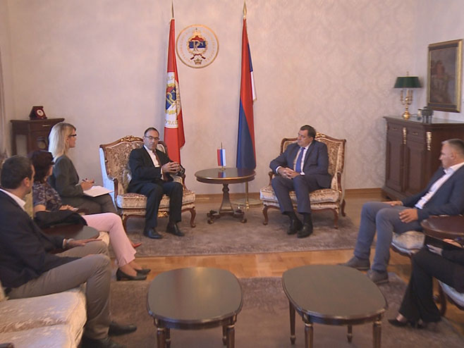 Dodik: Razgovori o laforinoj bolesti - Foto: RTRS