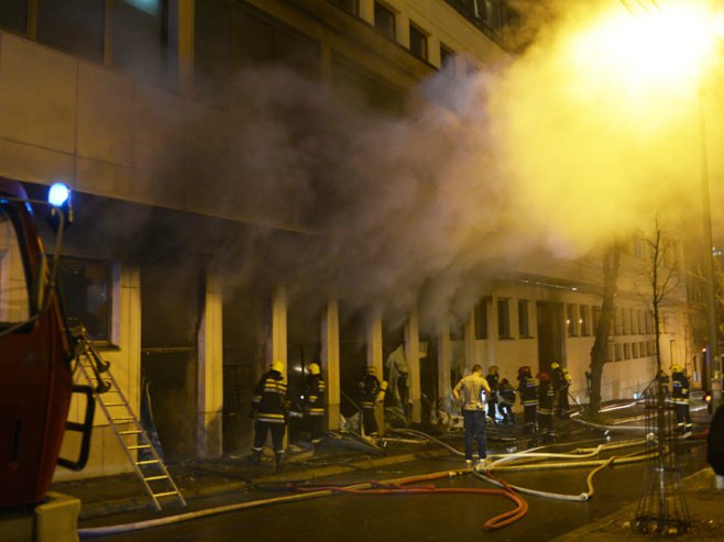 Požar u hotelu "Metropol" - Foto: TANЈUG