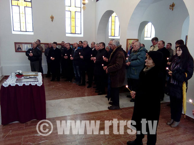 Parastos za Srbe ubijene u Kravici (Arhiv) - Foto: RTRS