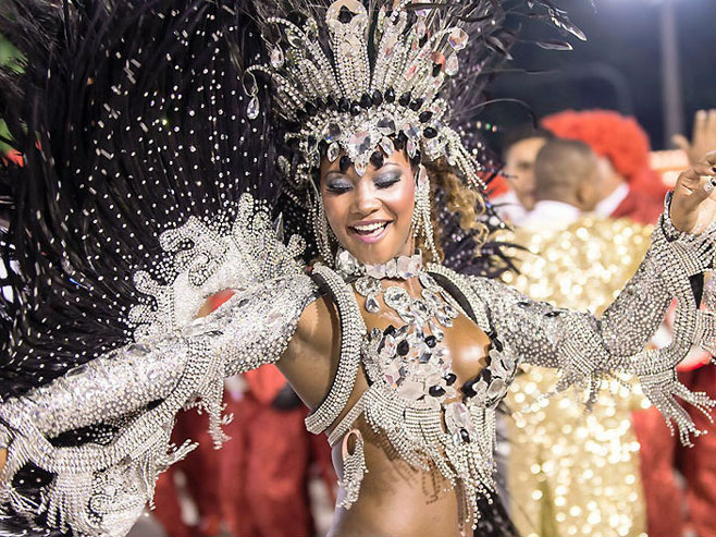 Odgođen karneval u Riju