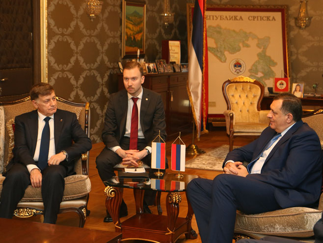 Milorad Dodik i Vječeslav Makarov - Foto: SRNA