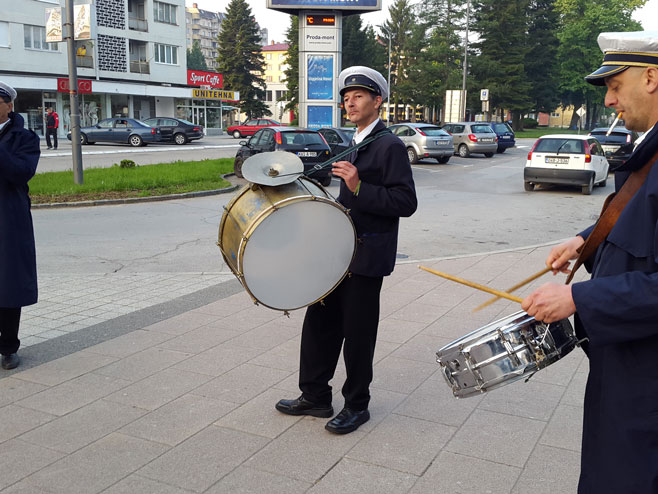 Doboj:Gradski duvački orkestar započeo obilježavanje 1. maja - Foto: SRNA