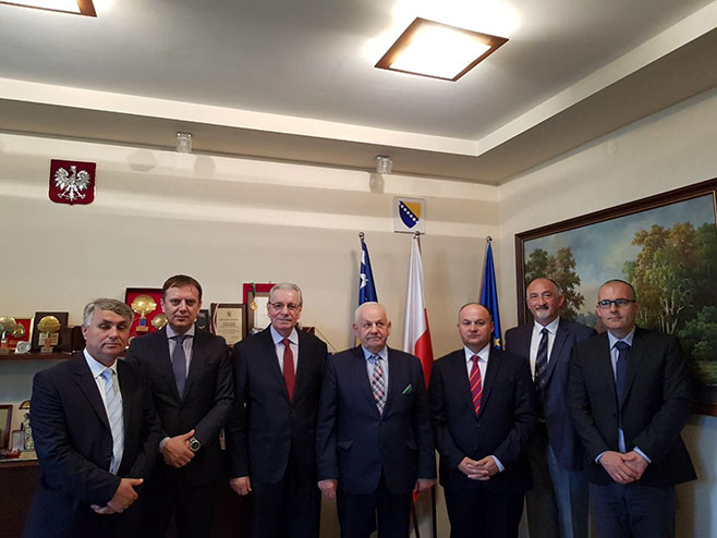 Ministar Mirjanić u posjeti Poljskoj - Foto: SRNA