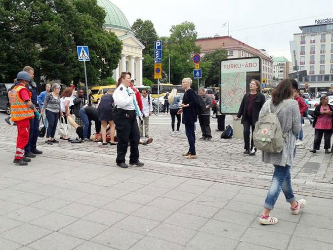 Finska: Muškarac upucan nakon što je nožem napada  ljude (foto: YLE) - 