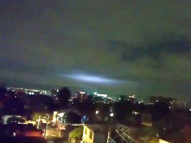 Misteriozna svjetlost iznad Meksiko Sitija poslije zemljotresa - Foto: Screenshot/YouTube