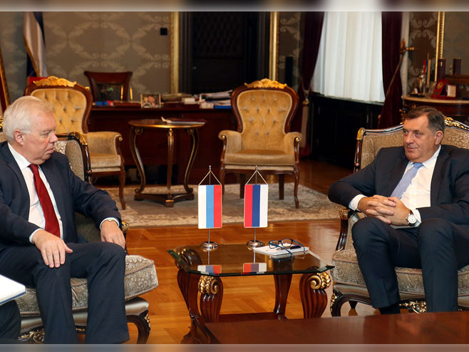 Petar Ivancov i Milorad Dodik - Foto: RTRS